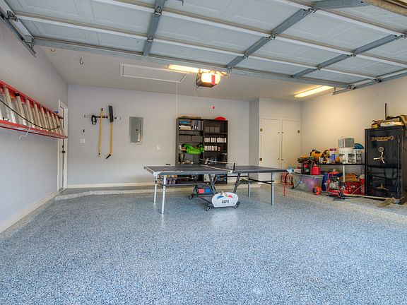 3rd image of 1122 Winding Creek Pl