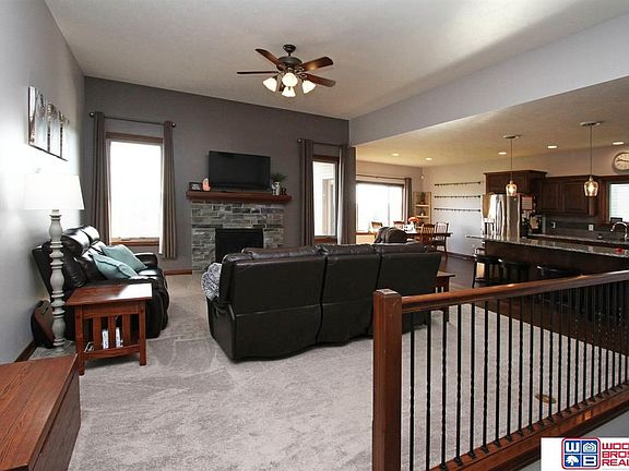 3rd image of 660 North 96th Street
