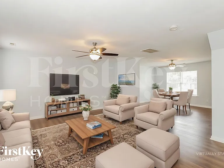 16315 Circlegreen Dr — Photo 5