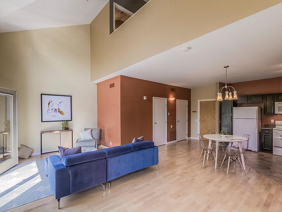 5th image of 837 E 17th Ave APT 3G