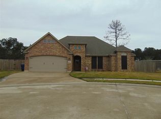 6805 Woodridge Dr, Lumberton, TX 77657