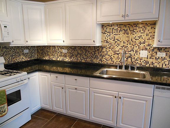 3rd image of 126 Nauset Ln #126
