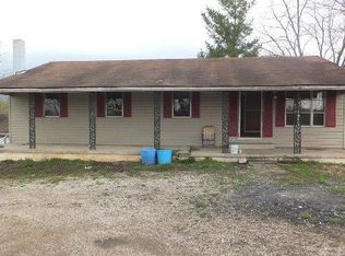 145 Ferry Rd, Winchester, KY 40391