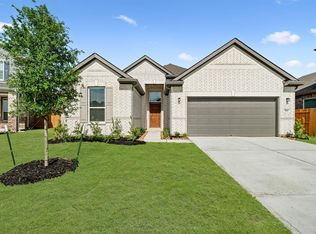 7611 Royal Oasis Ln, Cypress, TX 77433