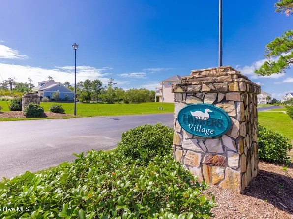 100 Pintail Lane, Harkers Island, NC 28531