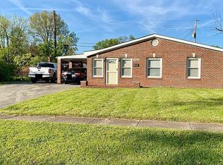5007 Delaware Dr, Louisville, KY 40218
