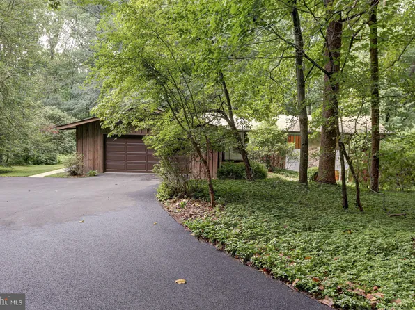 127 Queen Ln, Landenberg, PA 19350