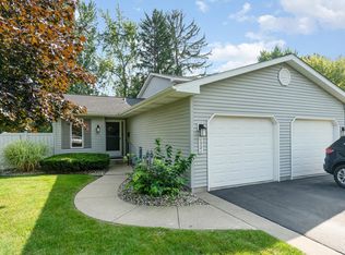 1521 Pheasant Ridge Dr, Midland, MI 48640