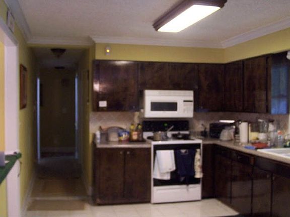 5th image of 954 Belle Glade Dr