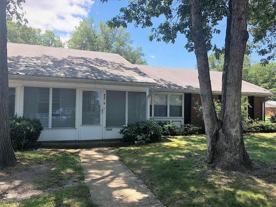 1st image of 437D Portsmouth Dr #100D