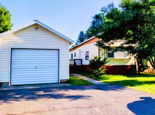 23459 Fir Ave, Dollar Bay, MI 49922