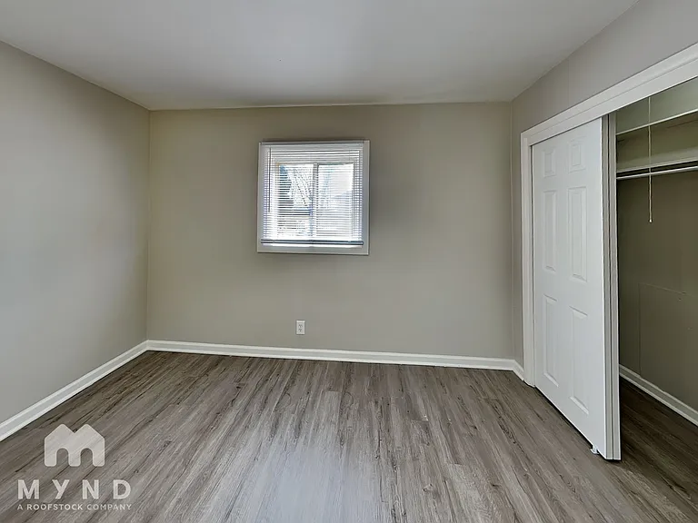 1026 Elaine Rd — Photo 11