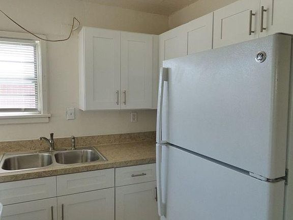 2nd image of 3003 Hambleton Ave
