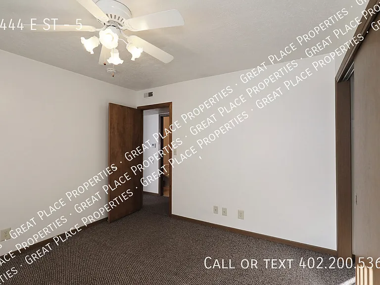 2444 E St #5 — Photo 19