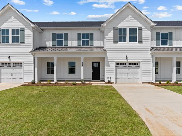 208 Clifton Dr, Enterprise, AL 36330