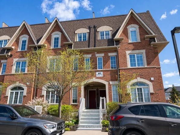 601 Shoreline Dr #162, Mississauga, ON L5B 4K2