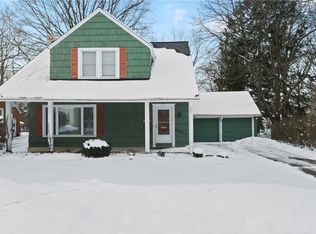 1560 Felton Rd, South Euclid, OH 44121