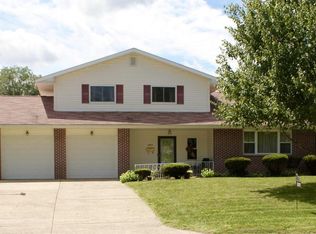 1005 Shaw Dr, Newark, OH 43055