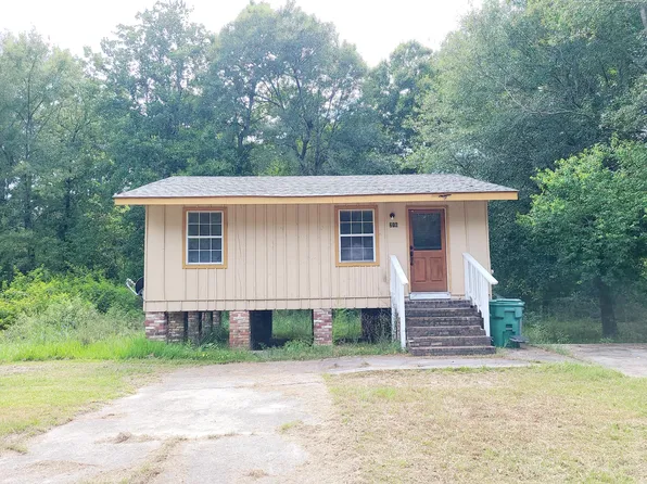 216 S Loftin Ave, Picayune, MS 39466