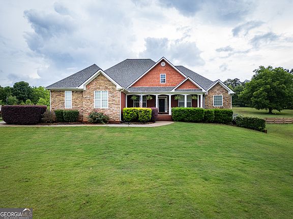 2nd image of 25 Toscanno Ct