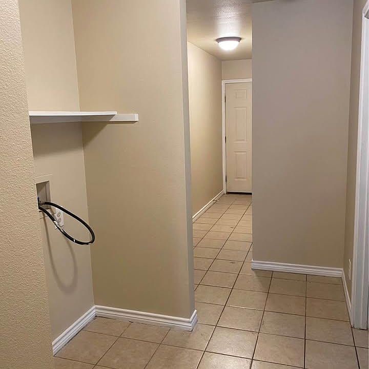 Unit Photo