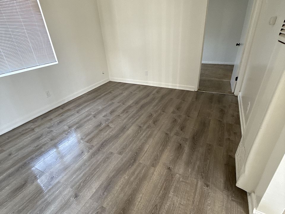 2nd image of 125 Lincoln Ave #A