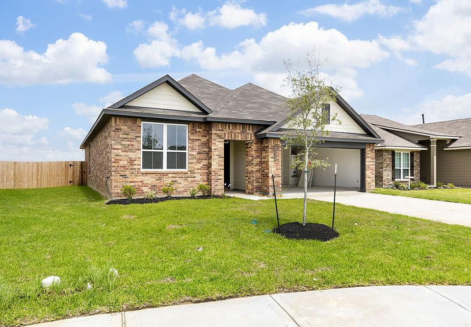1st image of 8228 Tourmaline Way