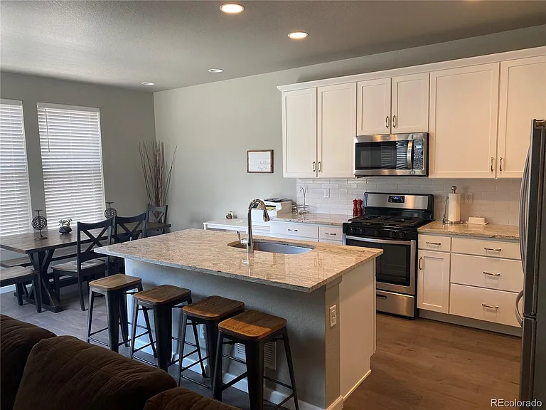 6812 Dewey Dr — Photo 7