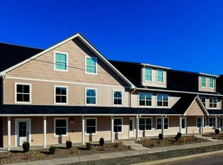 13 Park Ave #1, Wallkill, NY 12589