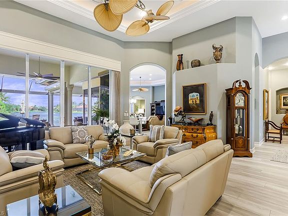 5th image of 8871 Shenendoah Cir