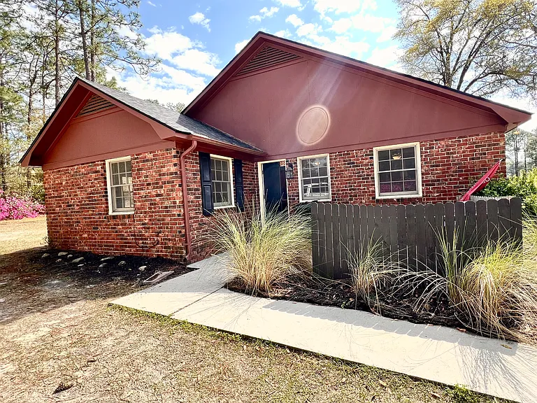 414 Zetterower Rd #B — Photo 3