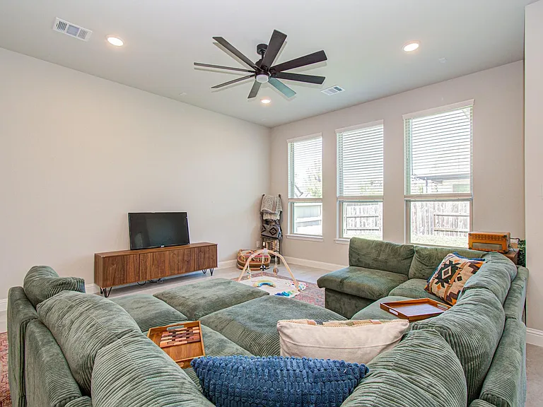 10442 Eastern Bluestar Dr — Photo 21
