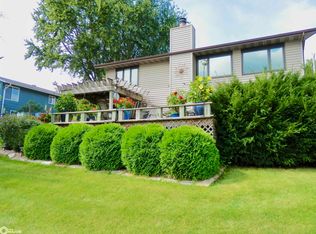 5017 N Lakeshore Dr, Brooklyn, IA