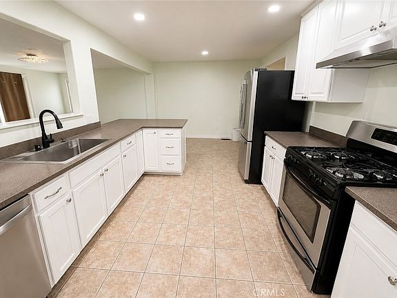 4th image of 35635 Panorama Dr