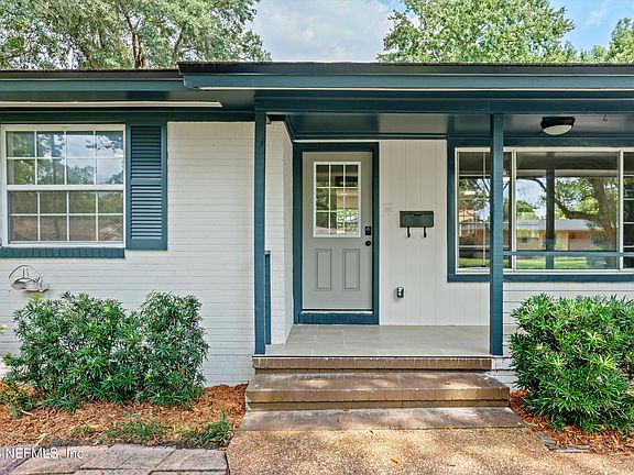 3rd image of 8425 SAN MARTARRO Drive E