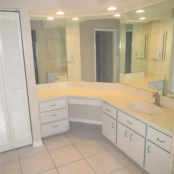 22182 Peachland Blvd — Photo 10