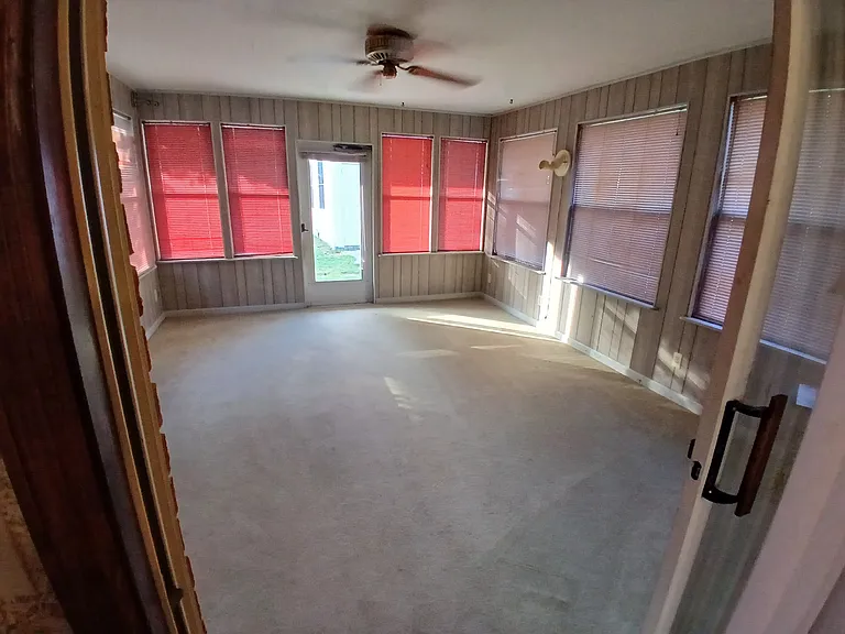 2141 Northeast Rd SE — Photo 5