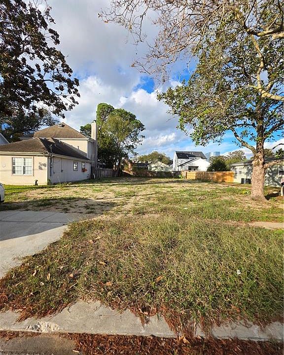 1st image of 3113 40th St