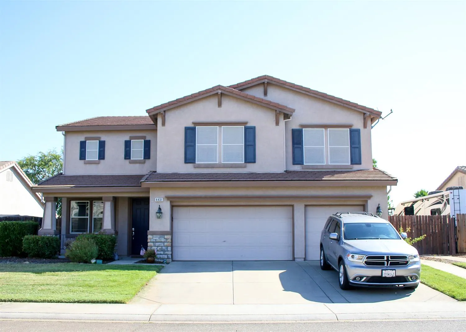 4431 Kingscote Way photo 1