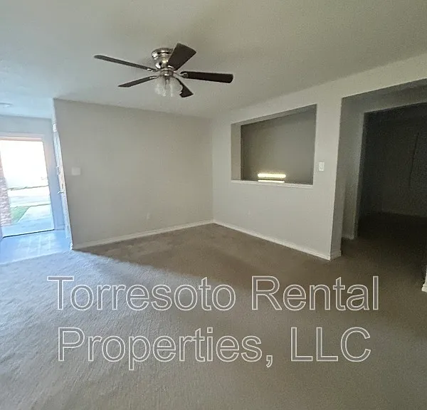5910 Sandy Lake St — Photo 11