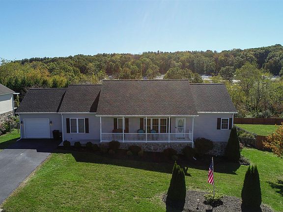 5th image of 6406 Graystone Dr