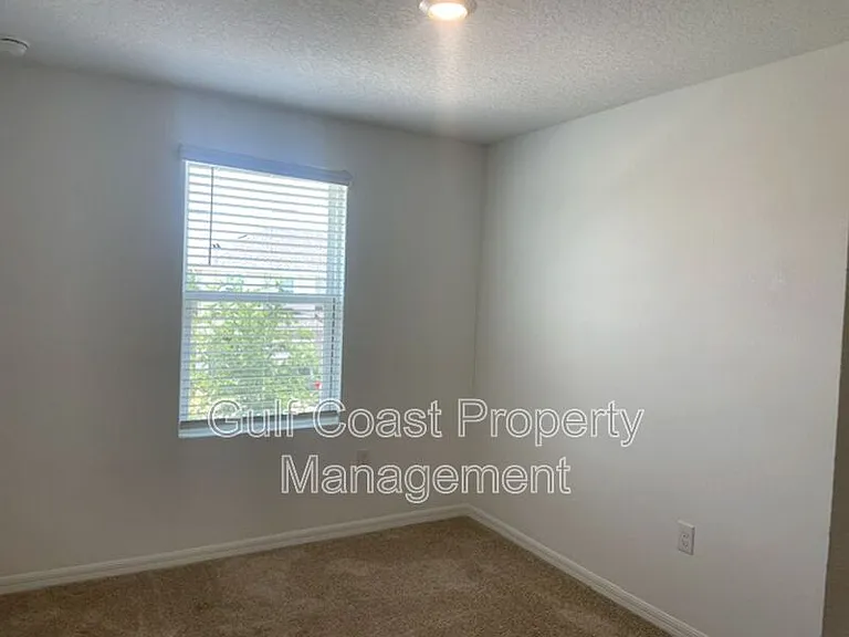 5730 Archipelago St — Photo 22