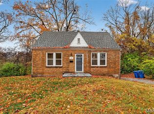 33 S Schlueter Ave, Saint Louis, MO 63135