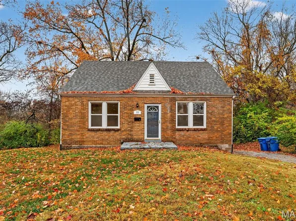 33 S Schlueter Ave, Saint Louis, MO 63135