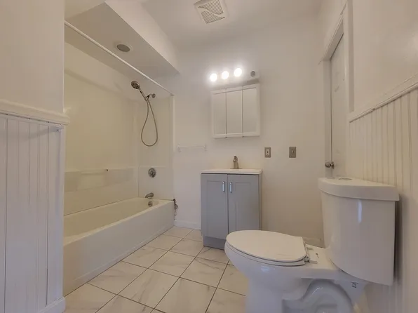243 Mendon Ave #3, Pawtucket, RI 02861