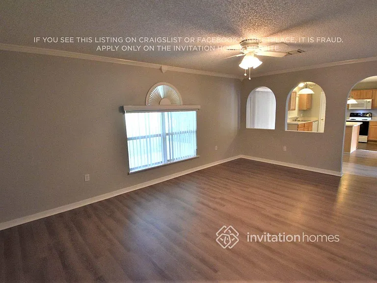 8863 Shindler Crossing Dr — Photo 2