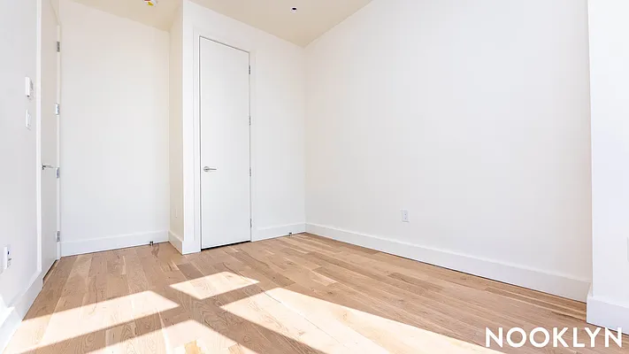 Rented by Nooklyn NYC LLC | media 8