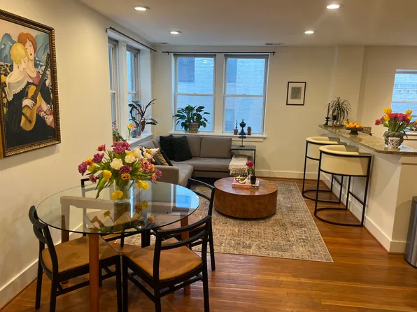 203-2656 15th St NW, Washington, DC 20009