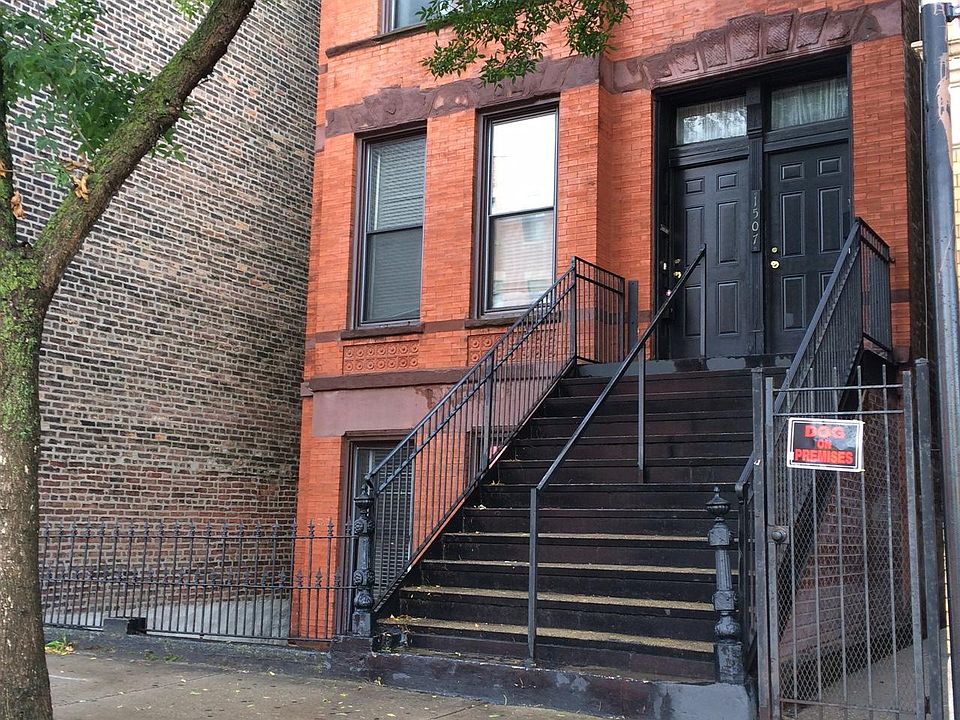2nd image of 1507 W Taylor St #1