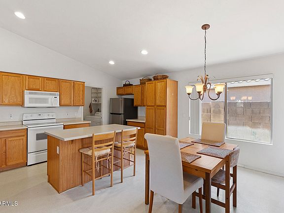 3rd image of 9320 W DEANNA Drive